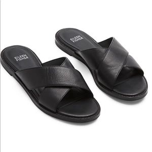 Eileen Fisher Cape Crossover Leather Sandal in Black - Size 7.5